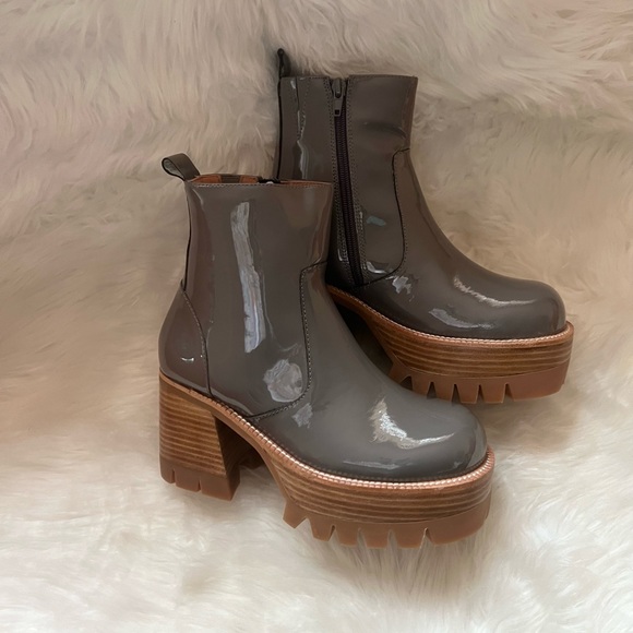 New! JEFFREY CAMPBELL Quavo Patent Leather Chunky Platform Boots - Picture 6 of 12